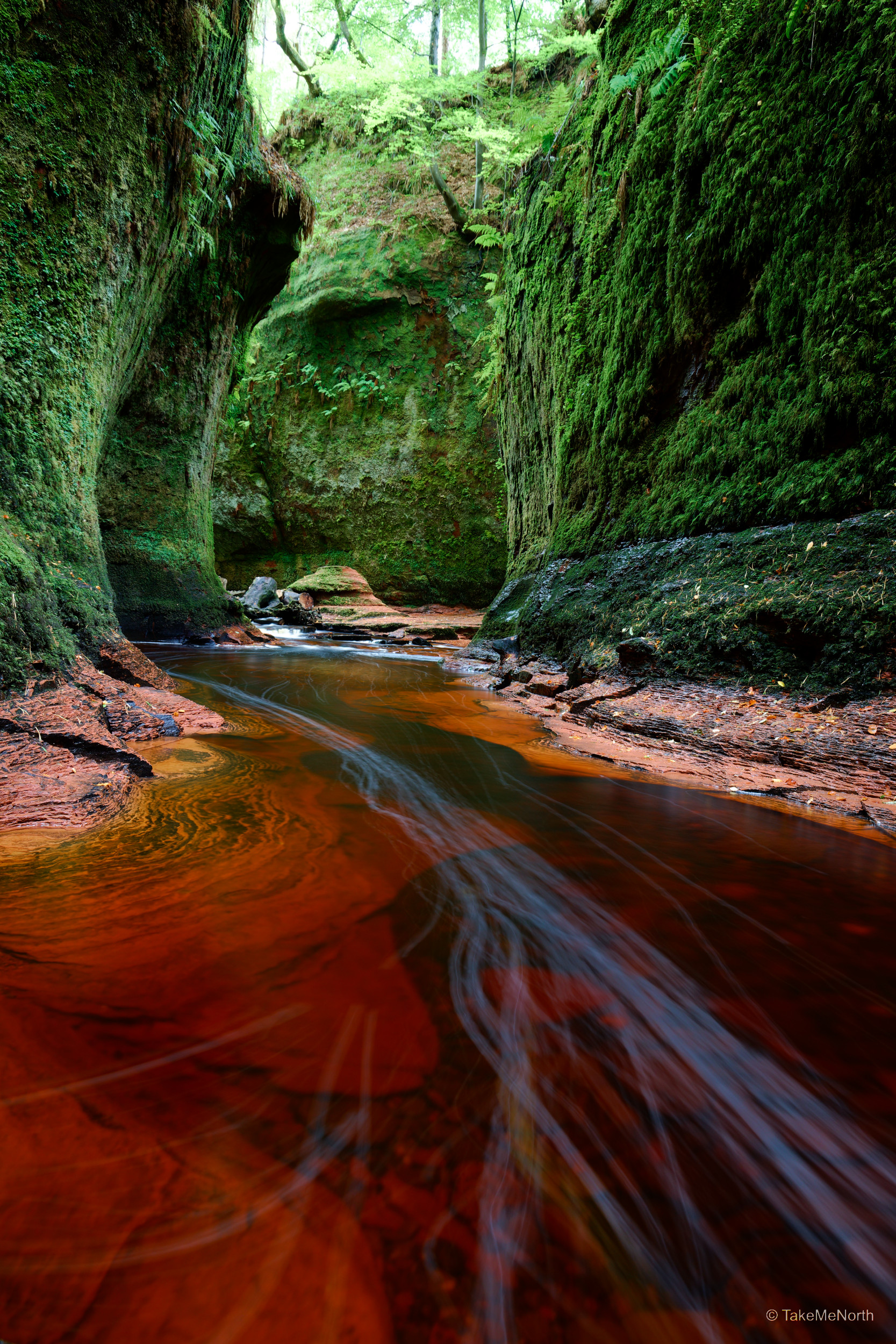 Carnock Burn flowing through Finnich Glen