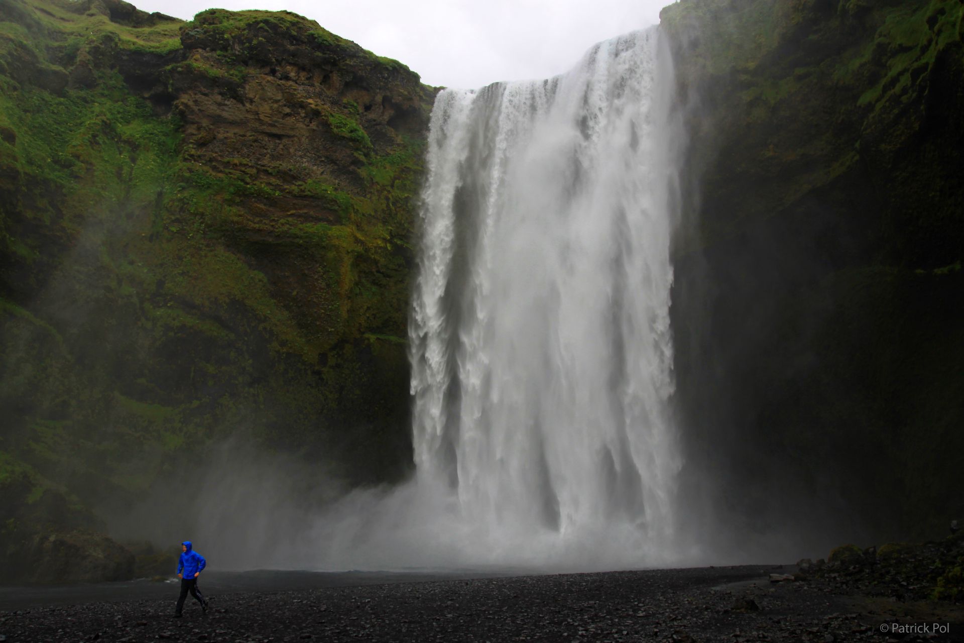 The legend of Skógafoss