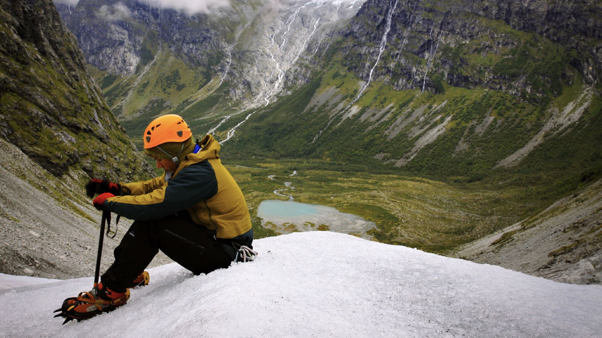 The decline of Bødalsbreen